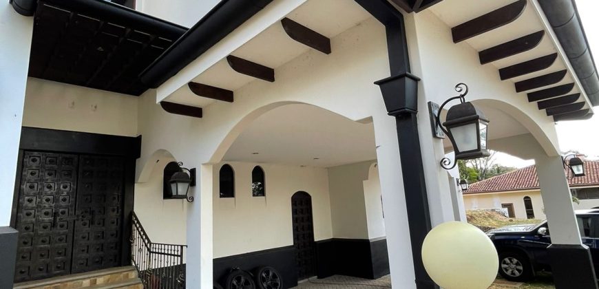 Casa Grande Colon